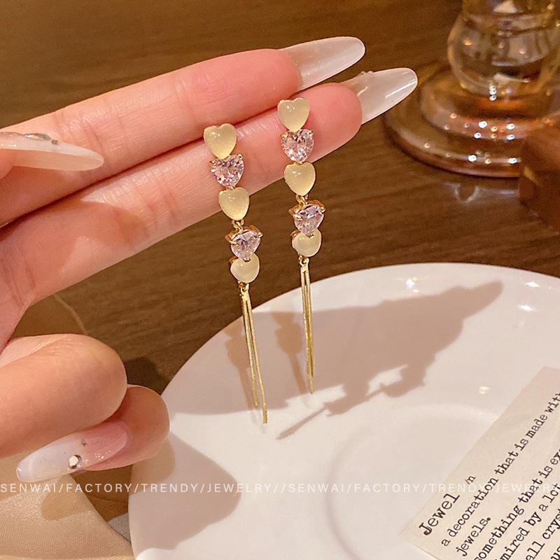 Высококачественные блестящие циркониевые опаловые серьги-кисточки  Любовь  женские легкая роскошь темперамент длинное лицо тонкие серьги-гвоздики