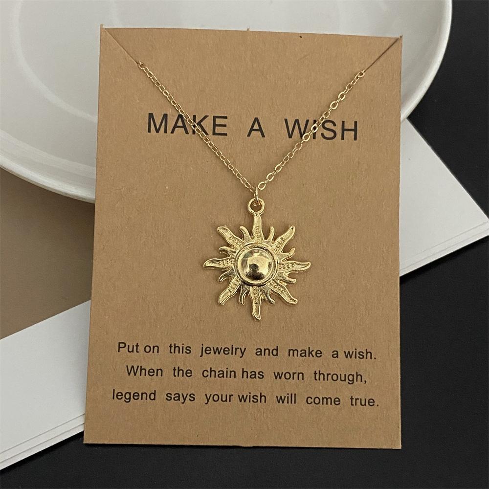 Moon Star Pendant Necklace for Girl Women Golden Color Various Design Link Chain Choker Necklace Gift for Friend Fashion Collar