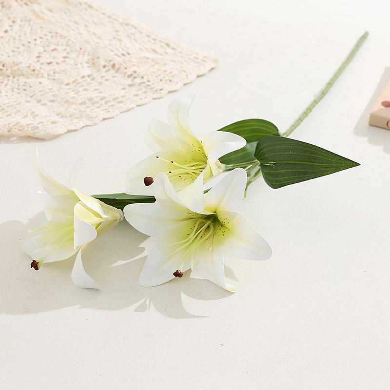 Трехглавый лилия Искусственный Цветочный Букет для Дома и Свадебных Украшений
