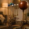 Messing Orrery Sonnensystem Modell Steampunk Mechanisches Planetarium Display Rotierender Planet Schreibtischdeko Handgefertigte Kosmische Kunst für Büro