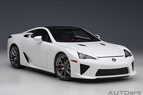 AUTOart 1/18 Scale Lexus LFA (Whitest White/Black Carbon Fiber) Finished Product