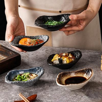 Japanese Snack Plate Ceramics Creative Oyster Shape Seasoning Plate Sauce Dish Porcelain Tableware Kitchen Utensils Small Dish
