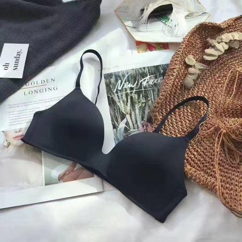 

Женский легкий беспроводной бюстгальтер пуш-ап для маленькой груди, тонкий стиль, цельный, удобное бесшовное нижнее белье в японском стиле 32/70 чёрный