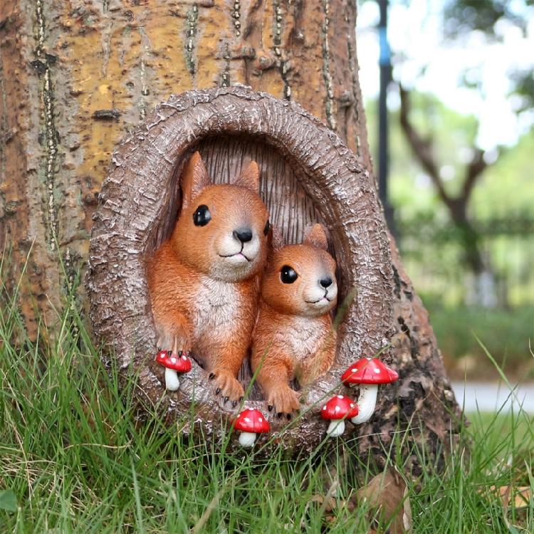 Hand Painted Squirrel Statue Garden Squirrel Statue Ornament For Garden Trees And Outdoor Landscape Decoration