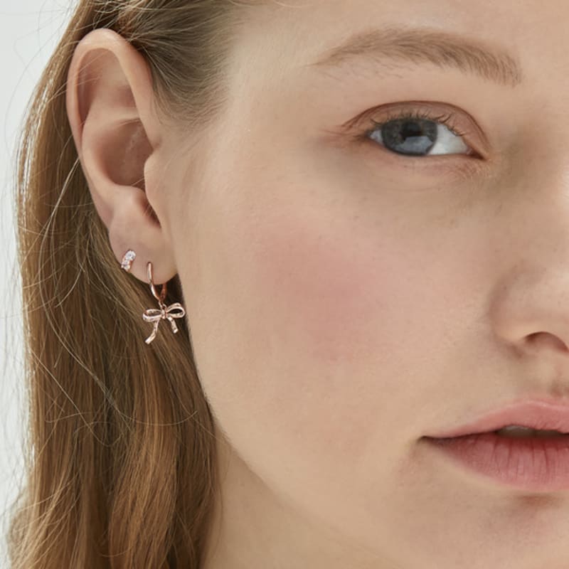 Own Riel Q Earrings (14k/18k Gold)