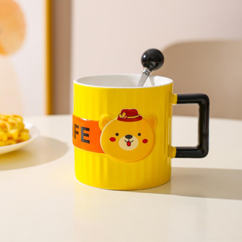 Creative Cute Bear Ceramic Mug Couple Cup Boys and Girls Water Cup Coffee Cup with Spoon Home Breakfast Cup