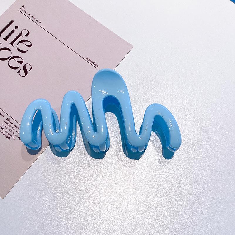 2023 Colorful Jelly Wave Hair Claw Hairpin Women Girls Fashion Design Korean Sweet Simple Irregular Hair Clip Headwear Wholesale