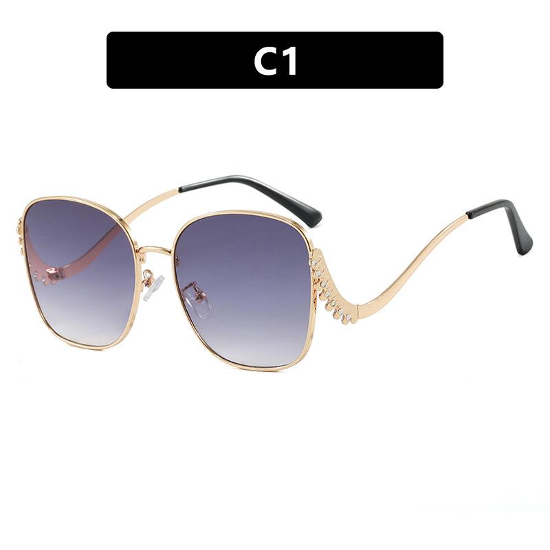 Oversized Sunglasses Women For Female Vintage Sun Glasses Punk Popular Luxury Brand Designer Metal Diamond Curved Leg Shades