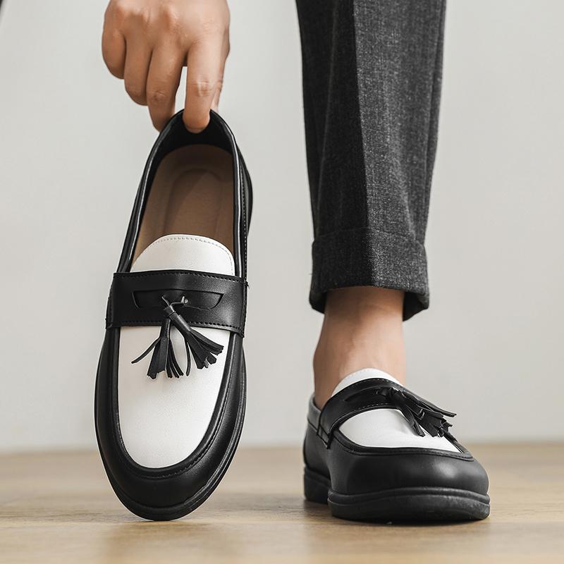 Fashion Luxury Brand Men's Loafers Elegant Mens Dress Casual Shoes Wedding Office Shoes Patent Leather Slip-on Tassel Business Shoes