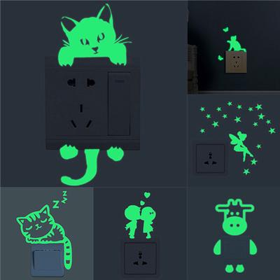 Leuchtender Cartoon-Schalter-Aufkleber, im Dunkeln leuchtender Katzen-Aufkleber, fluoreszierender Feen-Mond-Sterne-Aufkleber