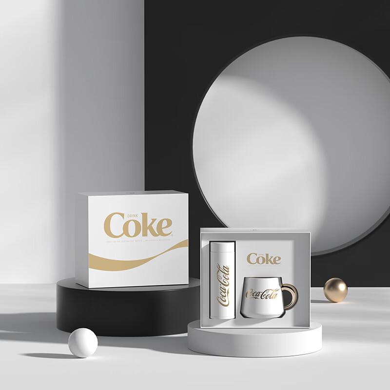 

Праздничный подарочный набор Coca-Cola с термосом и кружкой