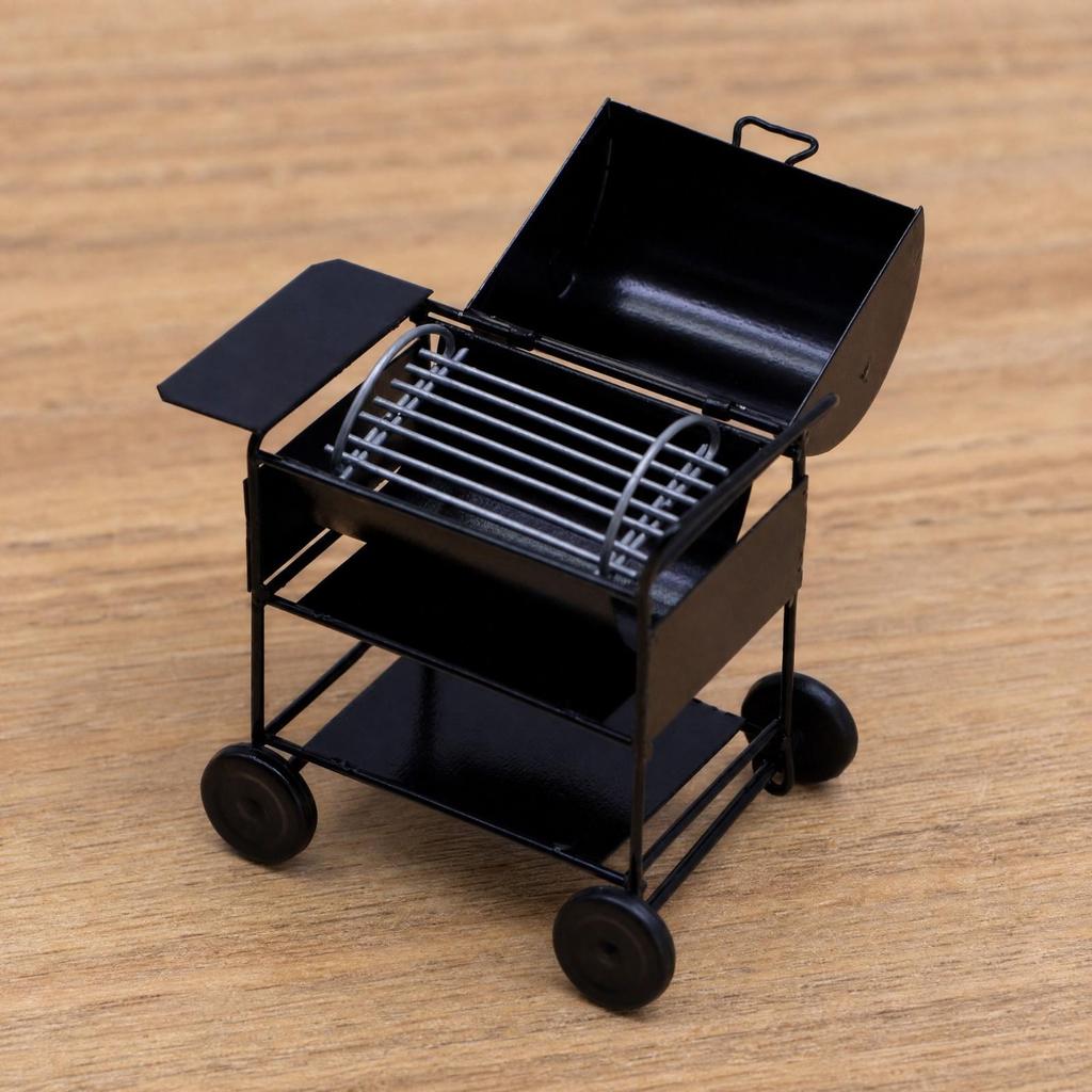 Miniature Barbecue Grill with Openable Lid Decorative Dollhouse