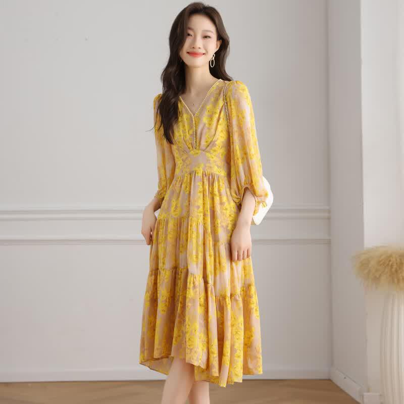 La Chapelle Summer Pleated V-Neck Midi Dress M