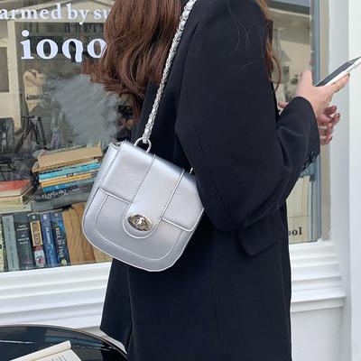 Hot Girls Silver Leather Saddle Shoulder Bags Simple Small Black Crossbody Bags Casual Female Chain Armpit Bags Ladies Handbags