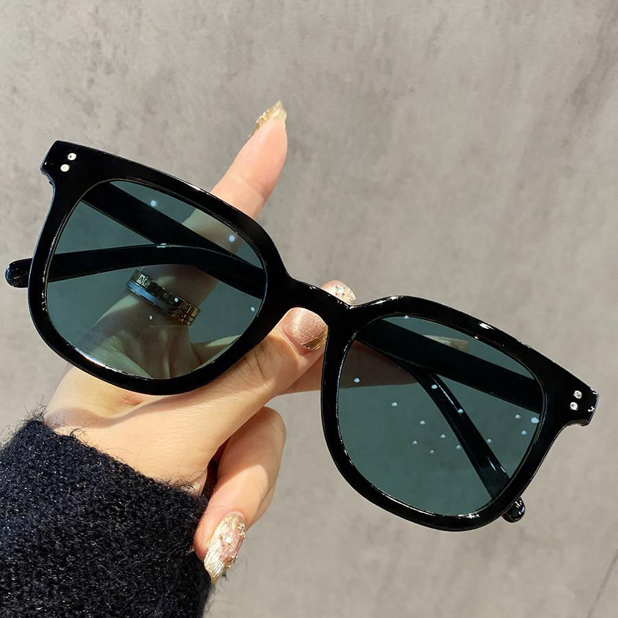 Fashion Sunglasses for Men Women Vintage UV400 Protection Sun Glasses Unisex Square Frame Driving Shades Eyewear