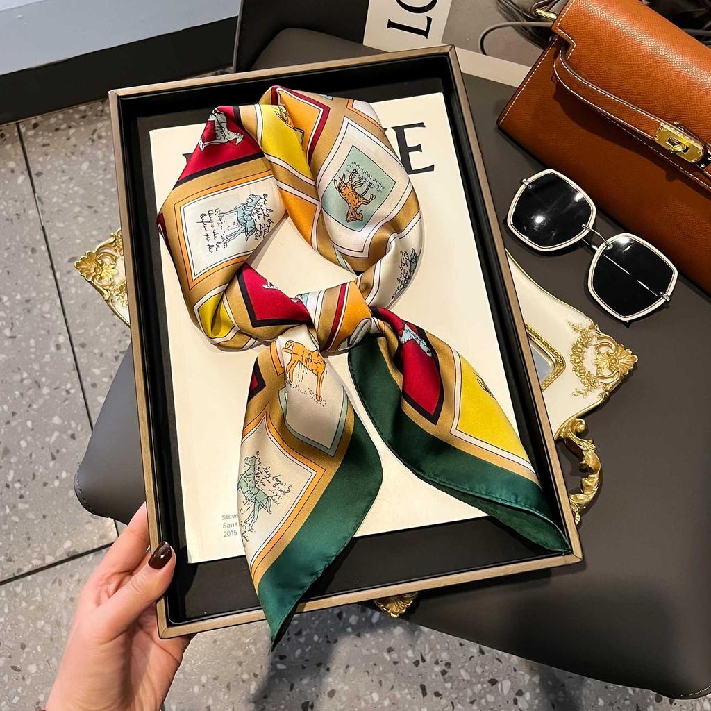 Silk scarf women's neck new scarf with coat 70 small square scarf scarf mother high-end scarf
