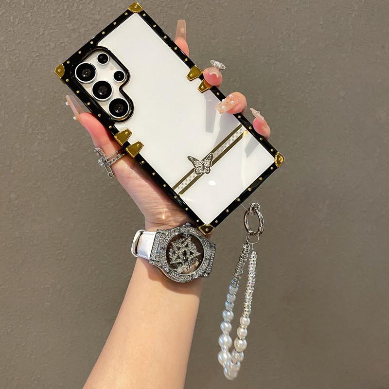 Suitable for Samsung S25 Ultra Mobile Phone Case Light Luxury Feng Shui Rhinestone Butterfly with Hanging Chain New S24 Protective Case