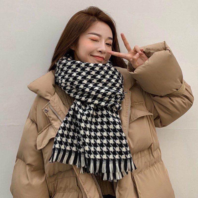 Women's Winter Plaid Imitation Cashmere Tassel Scarf, Thickened Korean Style Neck Warmer