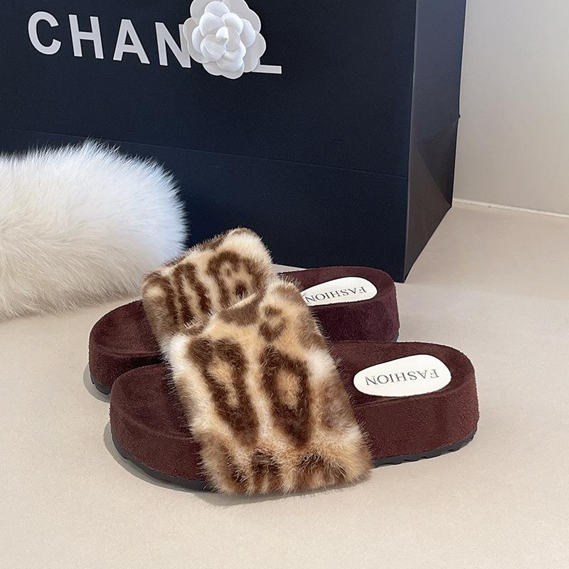 Thick-bottomed Fluffy Slippers for Women To Wear Outside Autumn and Winter Square Head Retro Leopard Print Comfortable Versatile Slope Heel One-word C