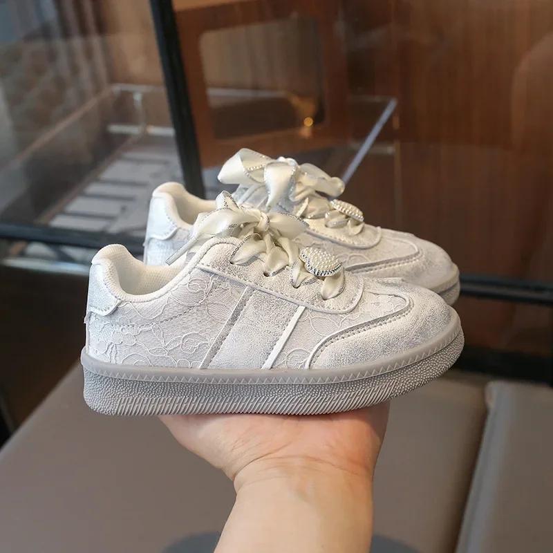 

Кроссовки для девочек 2024 Весна Осень Детские Теннисные Кроссовки Повседневные Лоскутные Детские Модные Школьные Кроссовки для бега Нескользящие Универсальные 26 серебряный