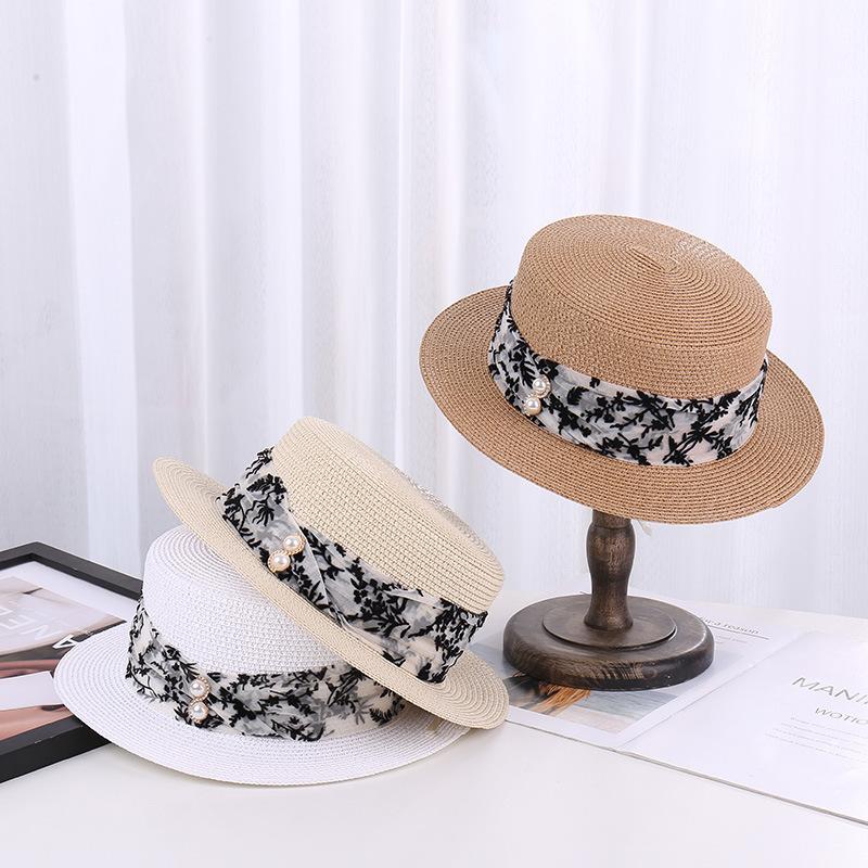 Vintage Summer Straw Hat for Women, British Retro Flat Top Cap, Korean Fashion Versatile Beach Sun Hat for Vacation