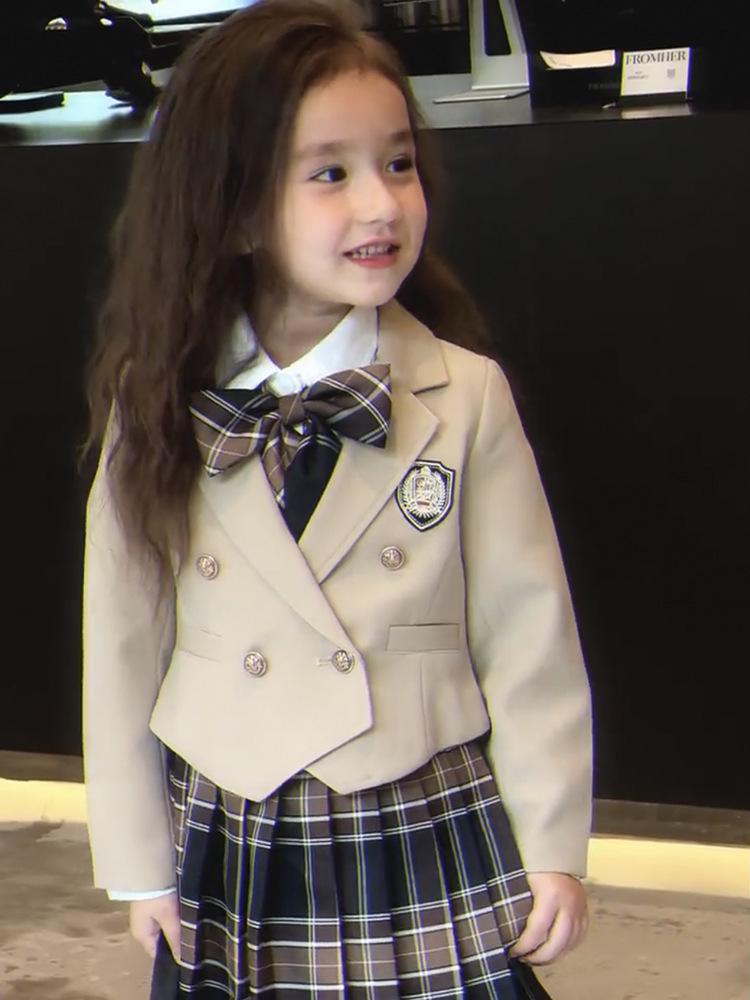 British Academy Style Girls' JK Uniform Three-Piece Set: Autumn/Spring Pleated Skirt & Fashionable Clothes