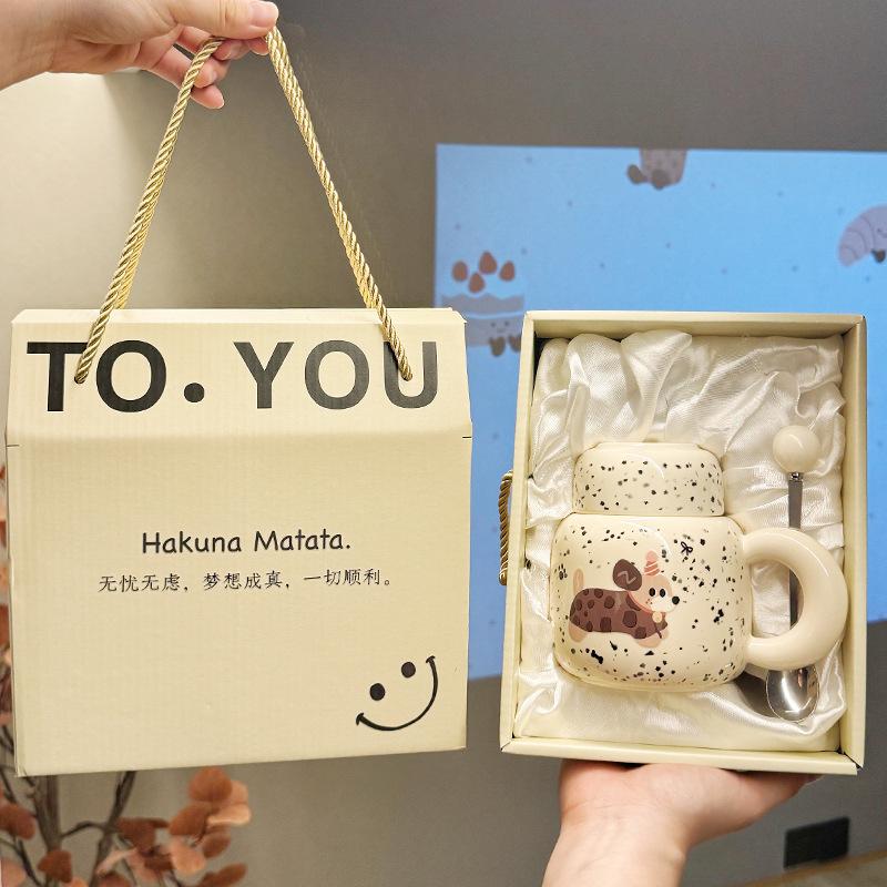 Souvenir Mädchen Niedlicher Keramikbecher mit Deckel Narzisse Welpe Wasserbecher Praktischer Becher Herren Kaffeetasse Geschenk