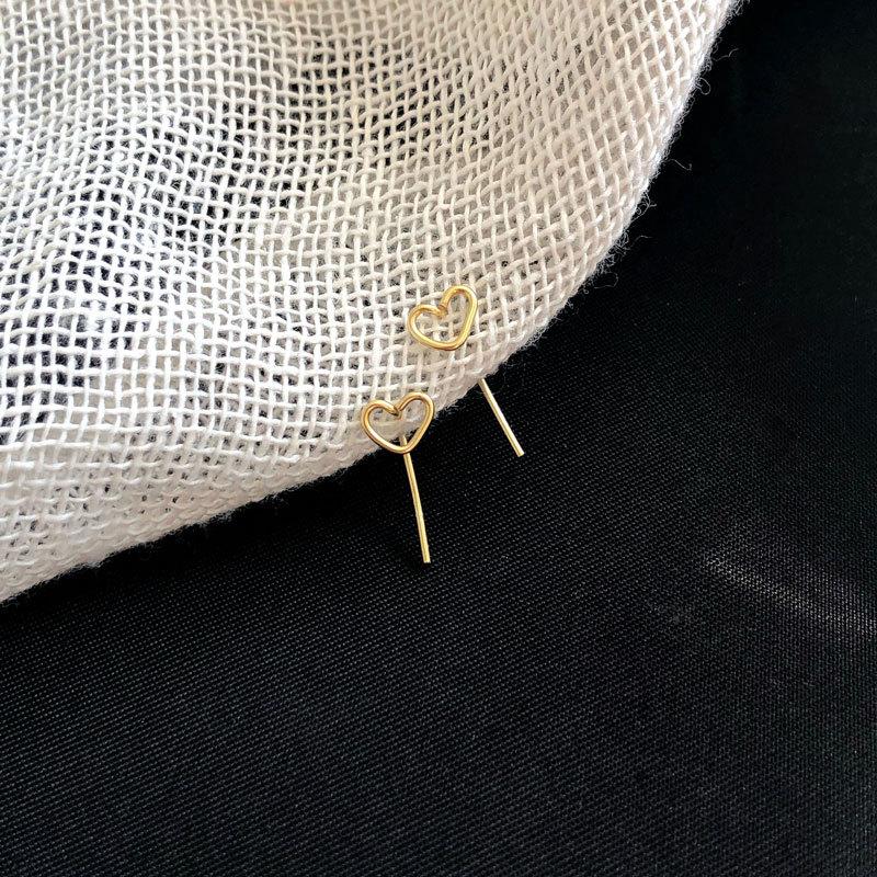 Heart-shaped Love-opened Earrings Simple and Versatile Personality Cold Style Earrings Student Creative Trend