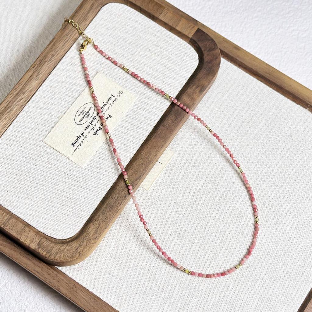 French Red Rhodonite Crystal Necklace - Versatile Layered Clavicle Chain In Titanium Steel