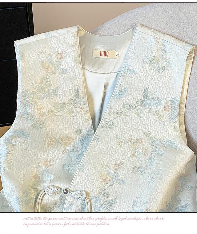 Plus Size Chinese-Style Embroidered Vest with Frog Buttons for Women