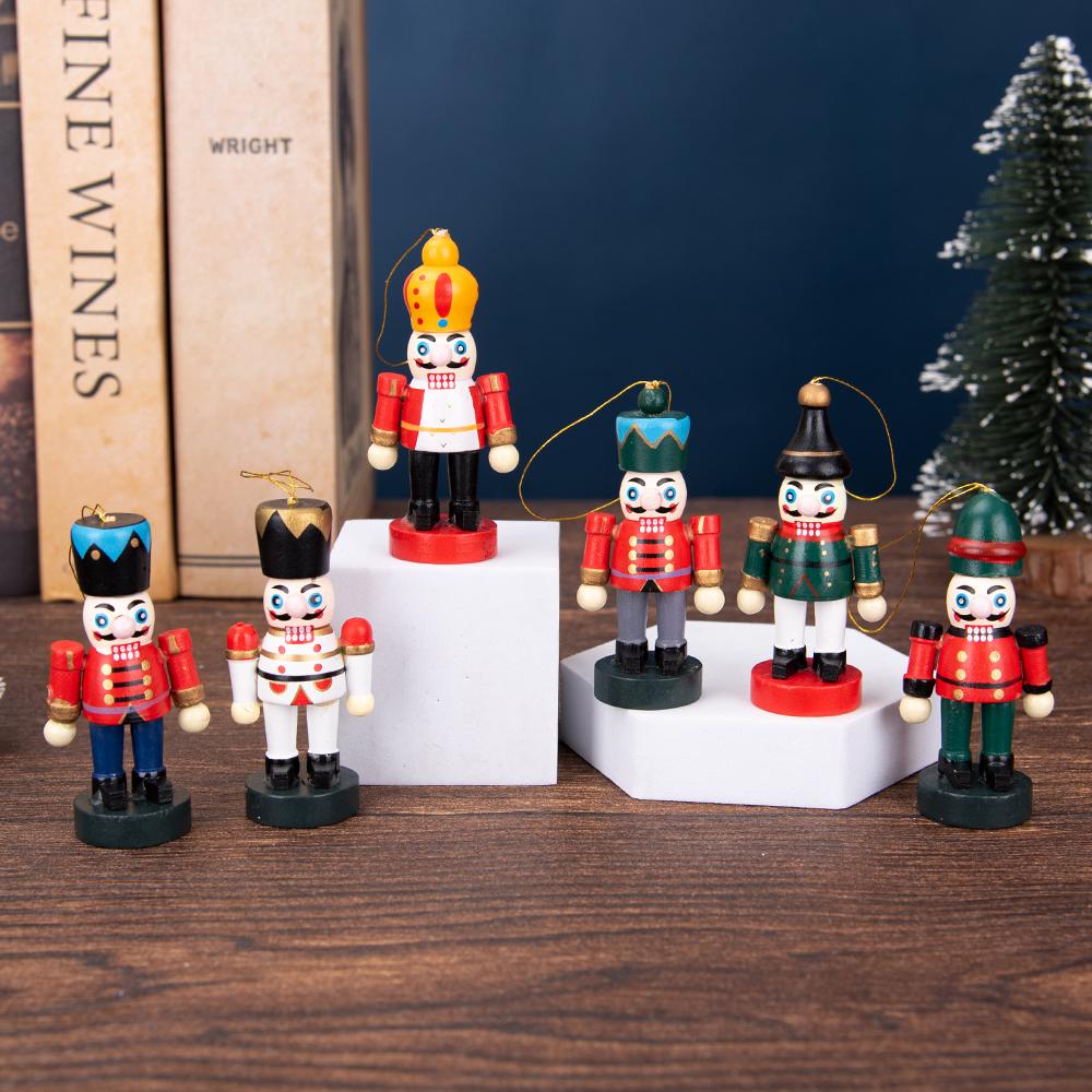 Mini Nussknacker-Ornament