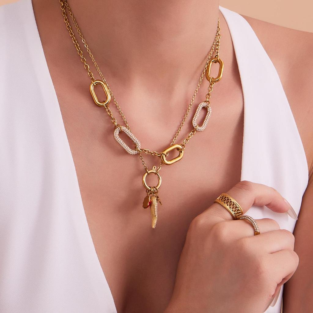 Oval Inlaid Diamond Necklace with Freshwater Pearl, Stainless Steel Pendant & Clavicle Chain for Women