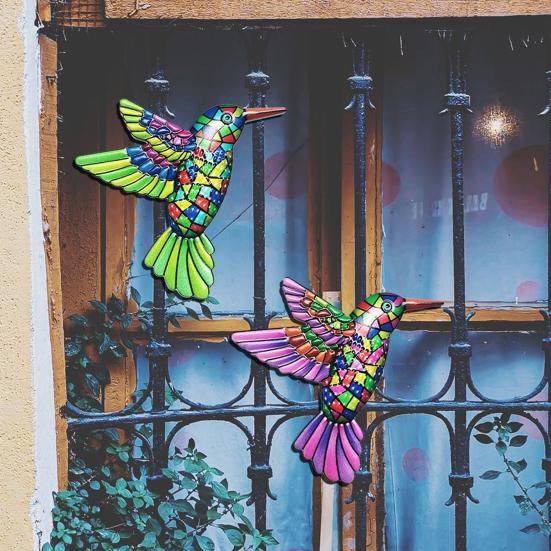 Modern Home Wall Ornament Metal Hummingbird Art Decor, Iron Colorful Bird Fence Decoration, Patio And Garden Decoration Outdoor Sculpture Hanging