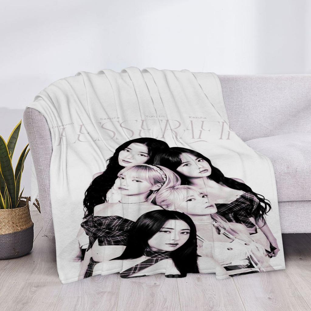 Couverture de canapé Le Serafim Couvertures douces et moelleuses Maison et décoration Jeté Lit Genou Personnalisé Anime Luxe Jetés Mignon pour enfants