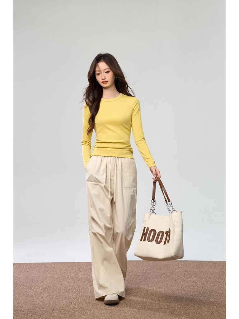 Women's Autumn 2025 Long-Sleeve T-Shirt: Combed Cotton, Versatile Design with Exposed Stitching, Simple Round Neck.