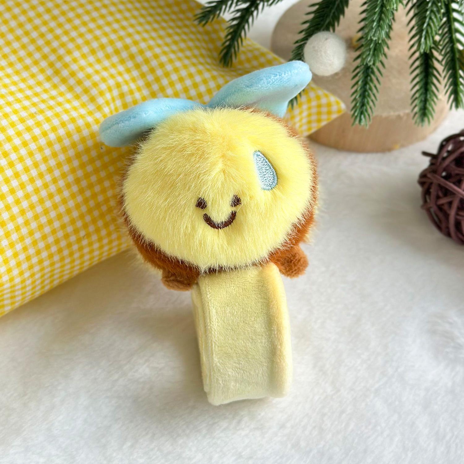 

Новая плюшевая игрушка Capybara Puffing Ring, студенческая запястье, West Highland Scribbled Puppy, кукла-браслет, кукла Color randomly sent