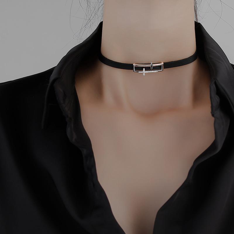 Jewelry Black Collar Light Luxury Niche Simple Chain Personalized Jewelry