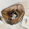 Korean Version of Instagram Style Large Capacity Lazy Style Leopard Print Single Shoulder Tote Bag, New Versatile Commuting Student Bag