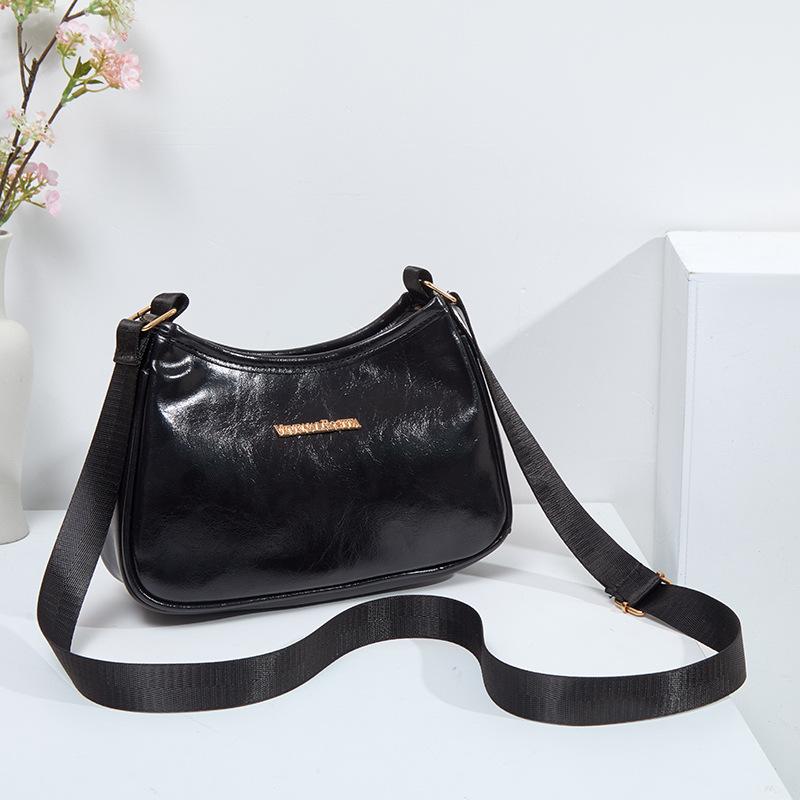 Oily Leather Retro Armpit Bag European Shoulder Bag New Mobile Phone Bag Armpit Bag