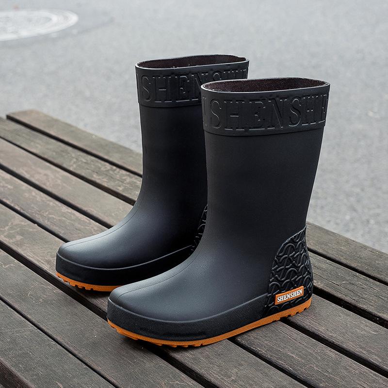 Fashion Rain Shoes Women's Medium Tube Rain Boots New Women's Versatile Waterproof Shoes Wear Wear Wear-resistant Non-slip Rubber Shoes Work