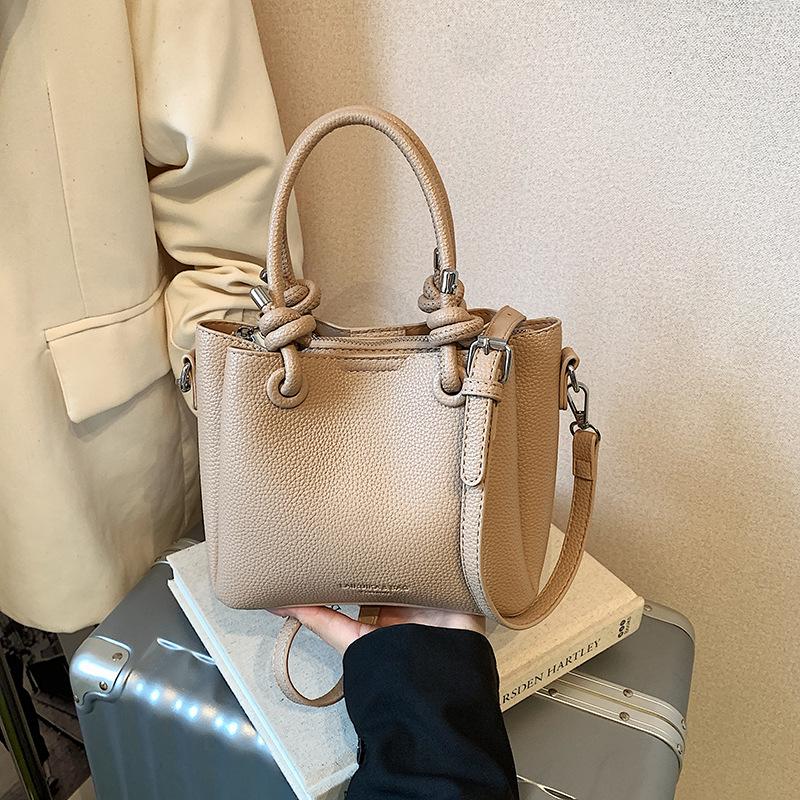 Retro niche handbag bag women's new trendy simple casual shoulder bucket bag versatile messenger bag