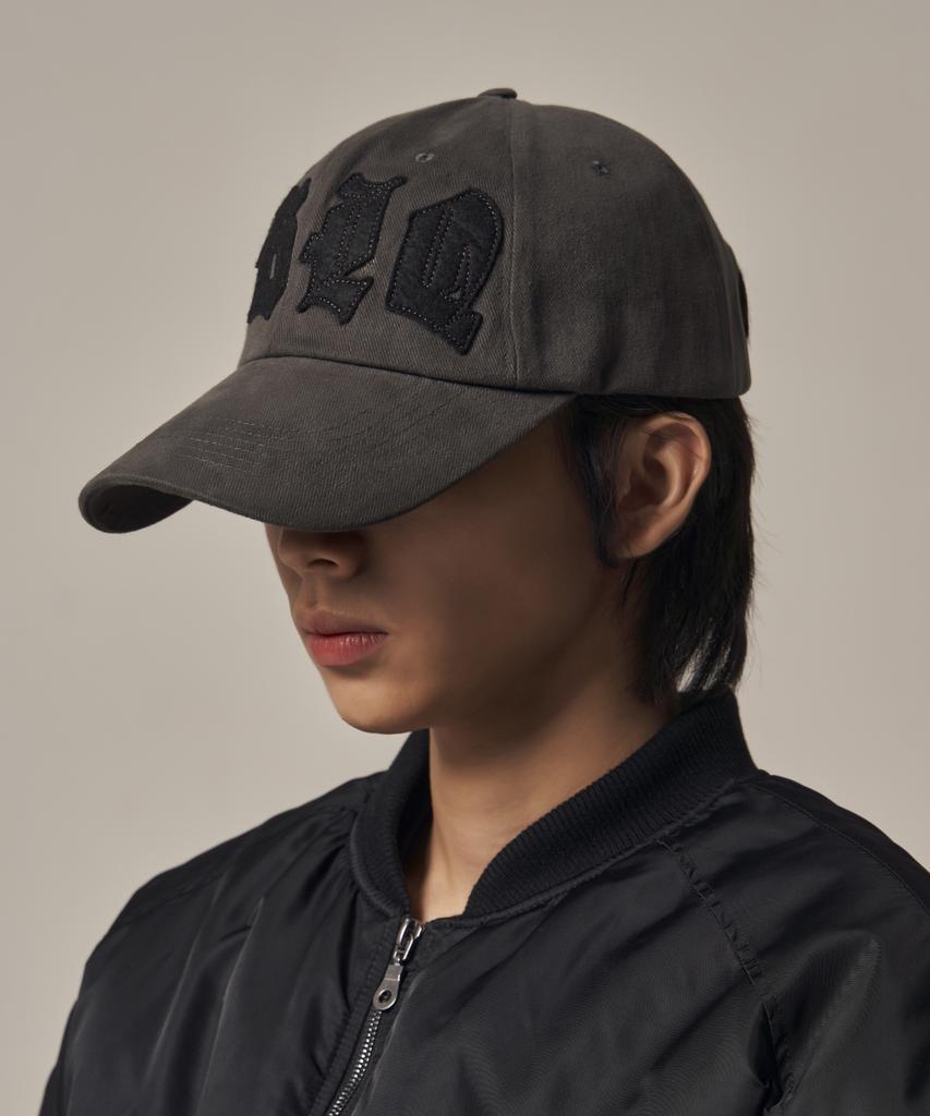 IDWS Oblique Sector Maxi Cap Charcoal