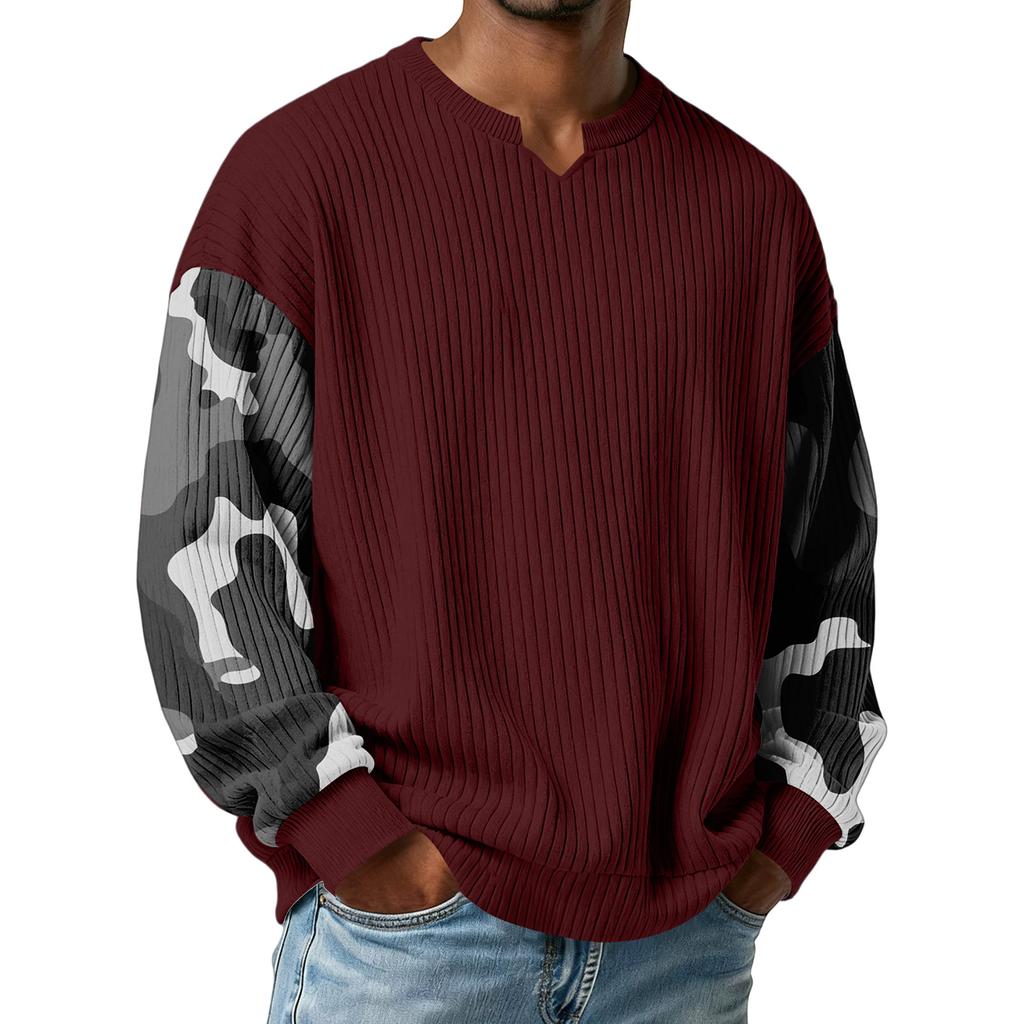 Herrtröja med snygg, ribbad och texturerad långärmad kamouflagemönster