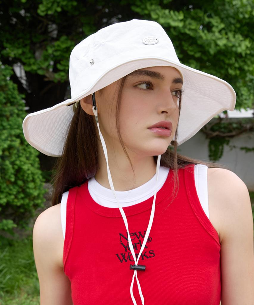 Nyuyogwogseu Safari Bucket Hat_ White