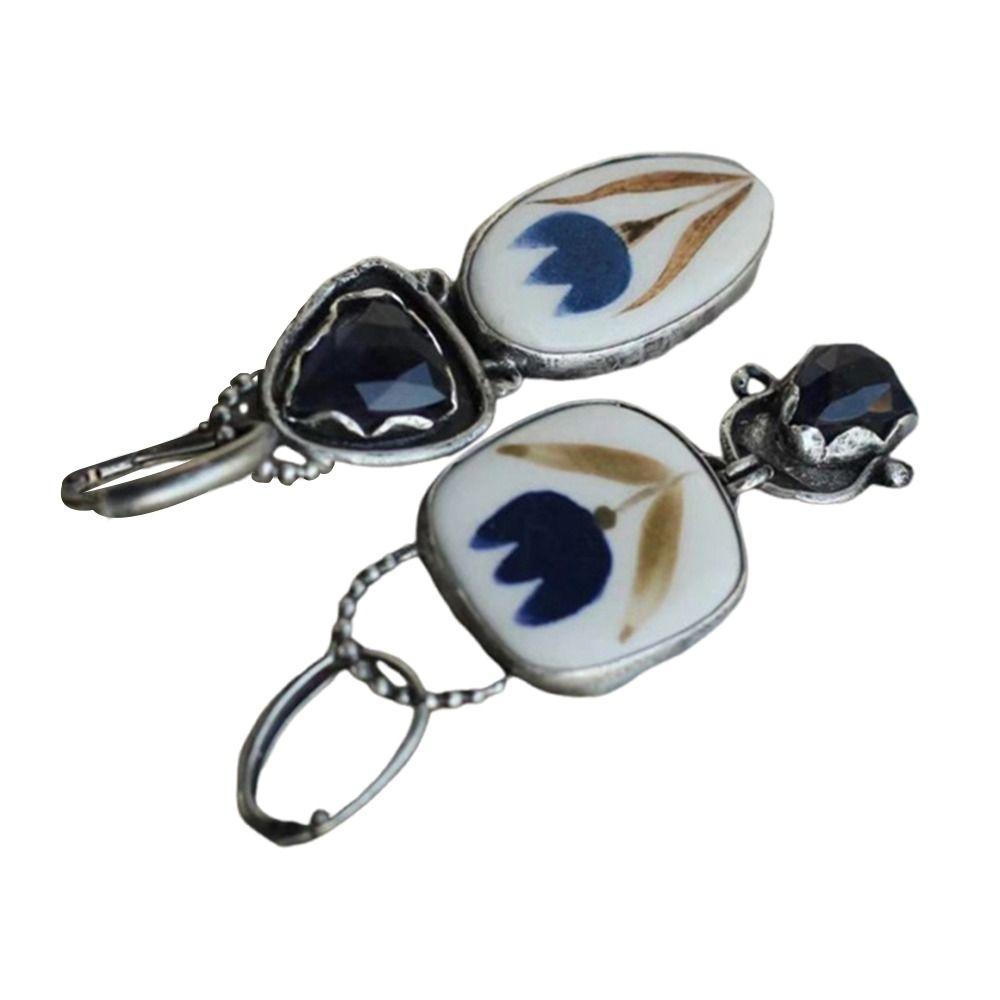 Fashion Enamel Leaf Earrings Elegant Rhinestone Dangle Earrings Geometric Drop Earrings  for Women