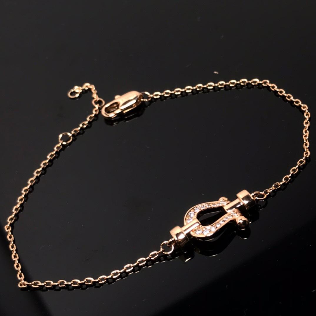 Fei Family 925 Sterling Silver Horseshoe Clasp Bracelet with Mini Double Chain  White Diamonds 19CM