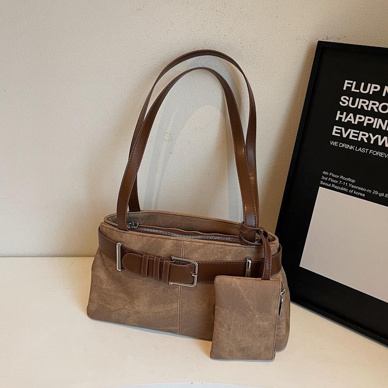 

«Корейская женская мода зима 2024»: Стильная сумка через плечо Commuter для поездок под мышкой 32*12*16 темно-коричневого