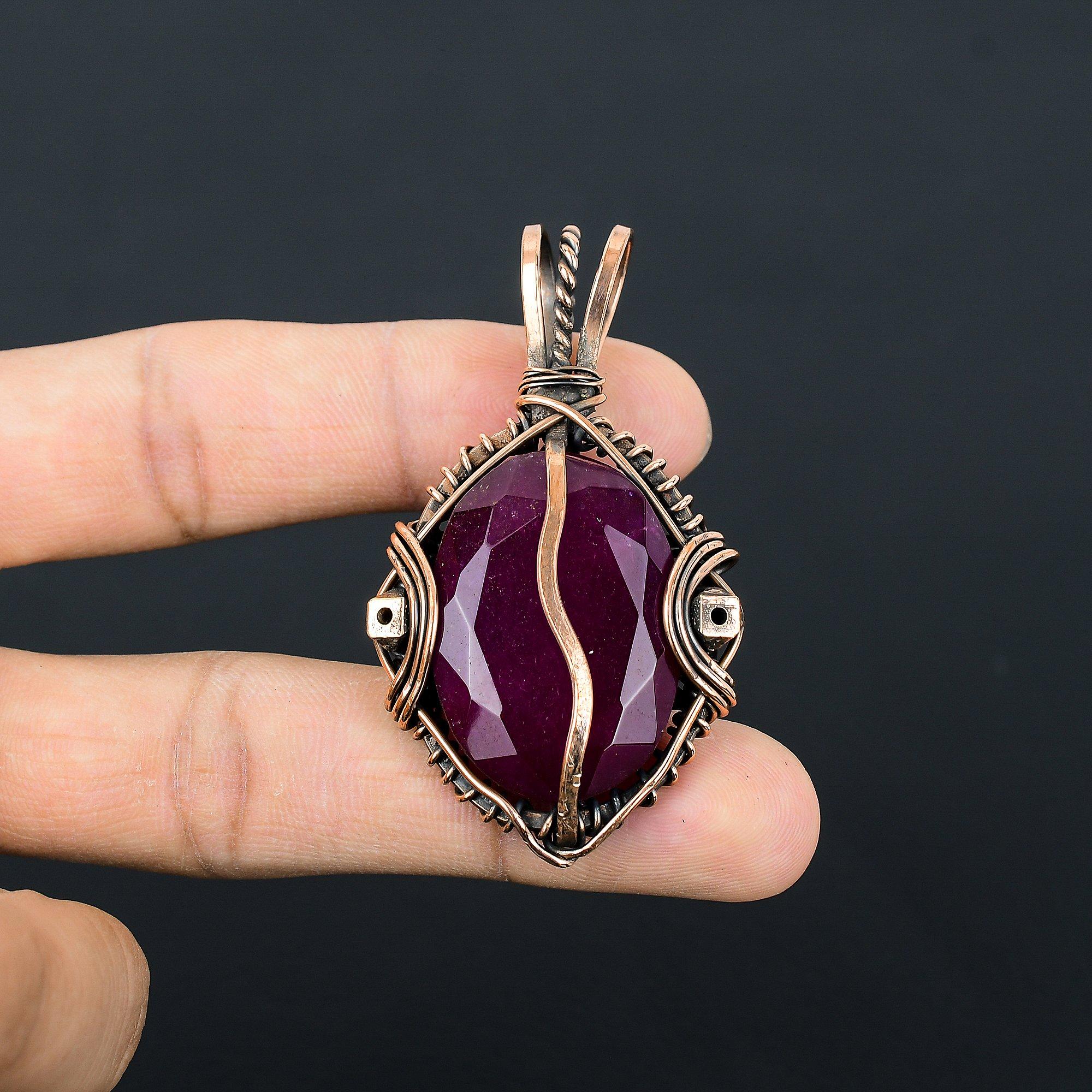 

Рубиновый кулон Ювелирные изделия из драгоценных камней, Кулон ручной работы, обернутый медной проволокой 999 пробы, Ювелирные изделия новейшего дизайна 2.55 Inches