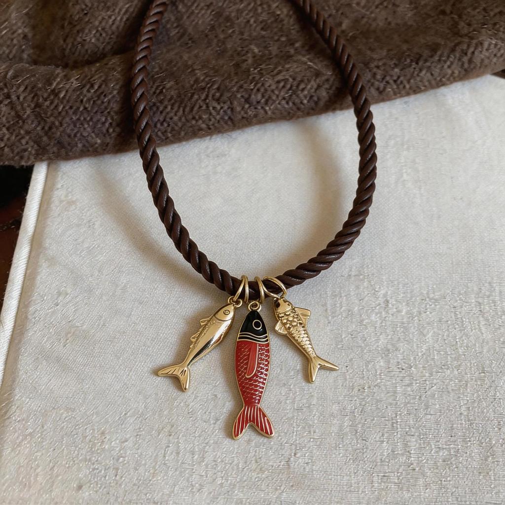 Elegant Seashell & Water Drop Clavicle Necklace - Personalized High-End European Style