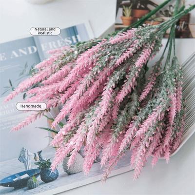 Decoração de casa – Flores e coroas artificiais